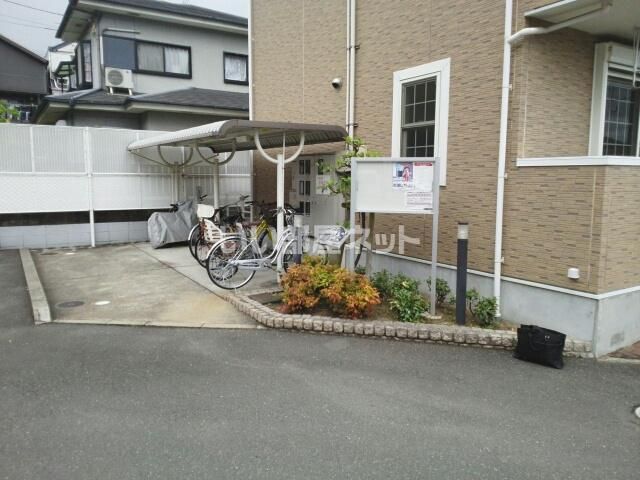 ＪＲ東海道本線 長岡京駅 バス乗車時間：10分 最寄りバス停で下車 徒歩5分 2階建 築22年の外観写真