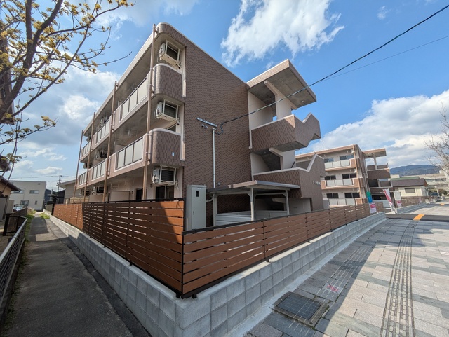 建物外観　２０２６年３月入居開始の新築ＲＣマンション