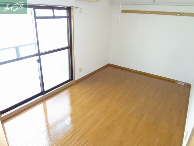 居室・リビング　洋室