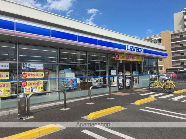 コンビニ　ローソン岩槻駅西口店（コンビニ）まで6658m
