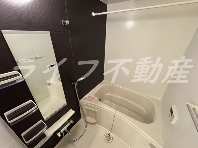 バス・シャワールーム　日々の疲れを癒すお風呂付です