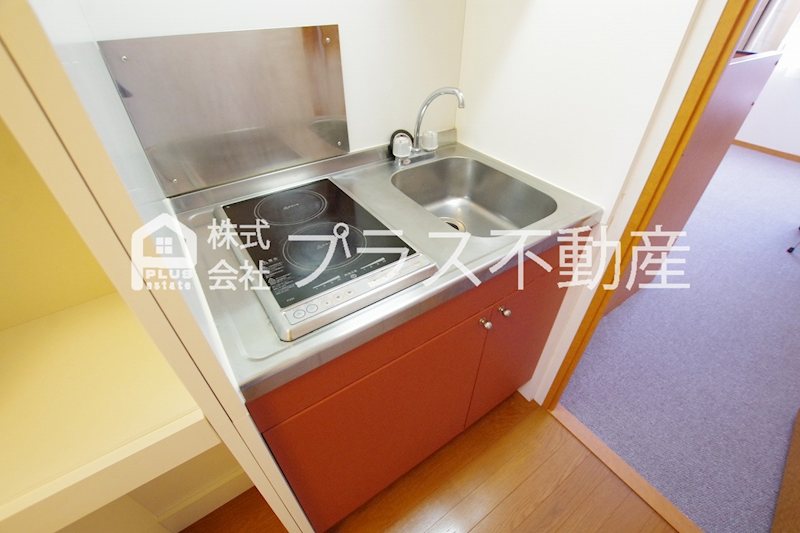 キッチン　設備・使用は号室により異なる為、現況を優先いたします。