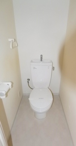 トイレ　同物件別号室