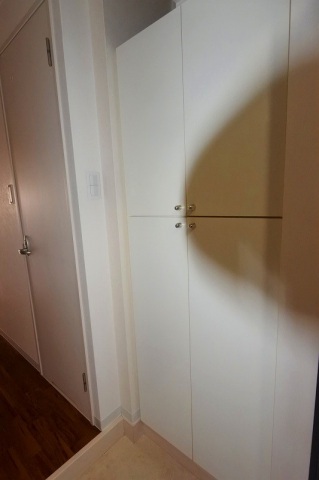 玄関　同物件別号室