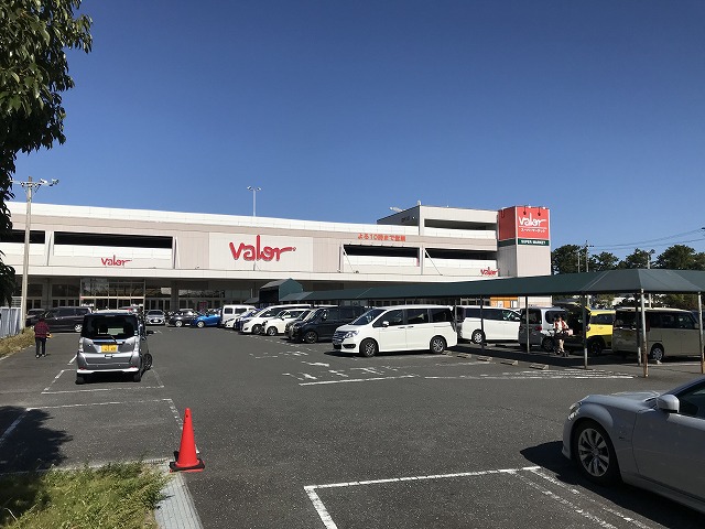 スーパー　バロー桑名東店（スーパー）まで445m