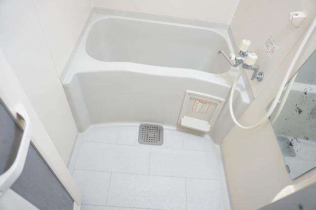 バス・シャワールーム　浴室