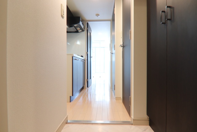 玄関　※別室の参考写真の為、現況優先です。