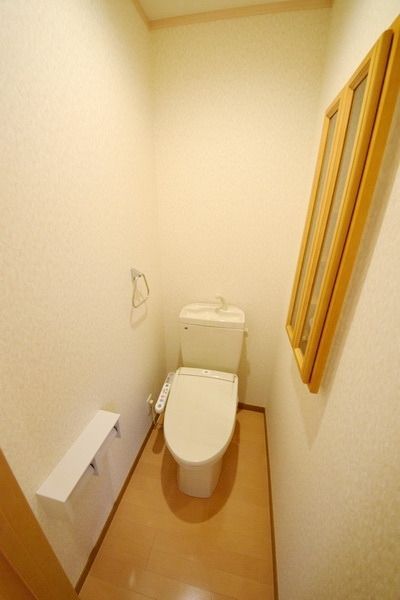トイレ　★お部屋探しは株式会社タウンハウジング東京まで★