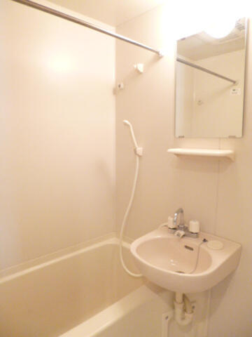 バス・シャワールーム　同タイプ参考写真