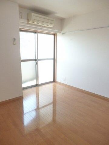 居室・リビング　同タイプ参考写真