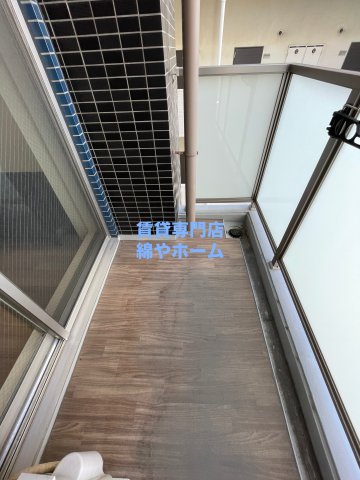 バルコニー　陽当たり良好なバルコニーです