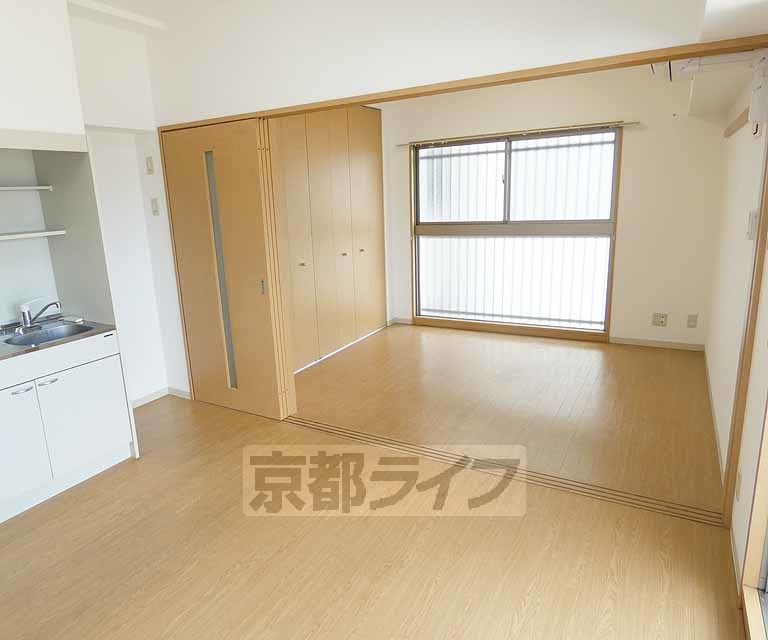 居室・リビング　綺麗な洋室です