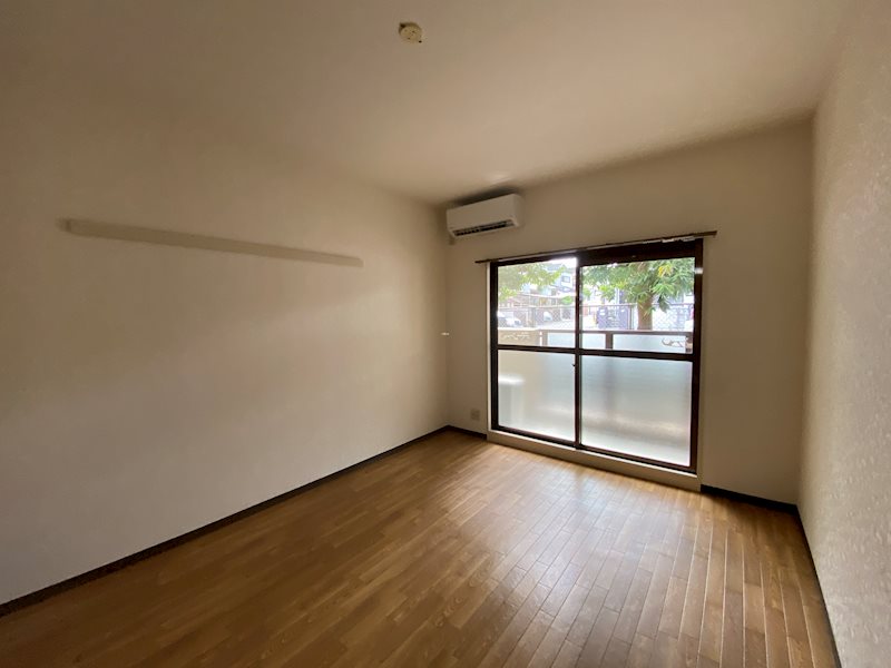 居室・リビング　※同タイプの他のお部屋です