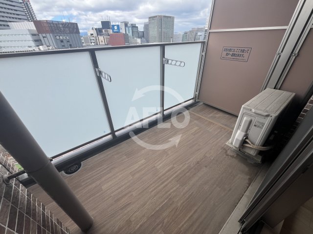 バルコニー　レオングラン新大阪レジデンス　バルコニー