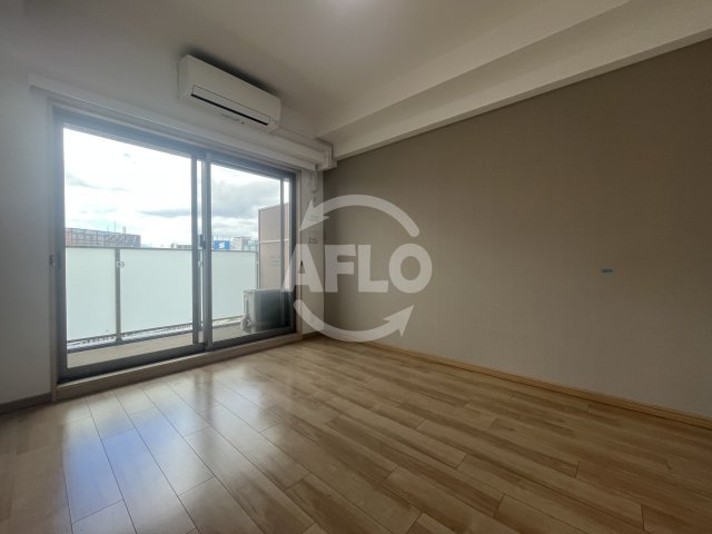 居室・リビング　レオングラン新大阪レジデンス　リビング