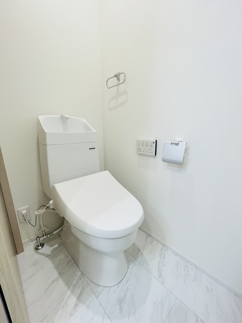 トイレ　同タイプ別部屋写真です