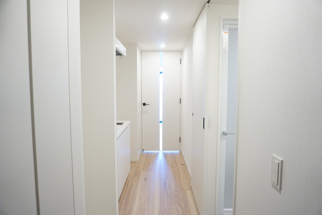 玄関　玄関から見たお部屋です☆