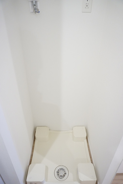 その他　洗濯機置場には防水パンを設置！水漏れも安心です◎