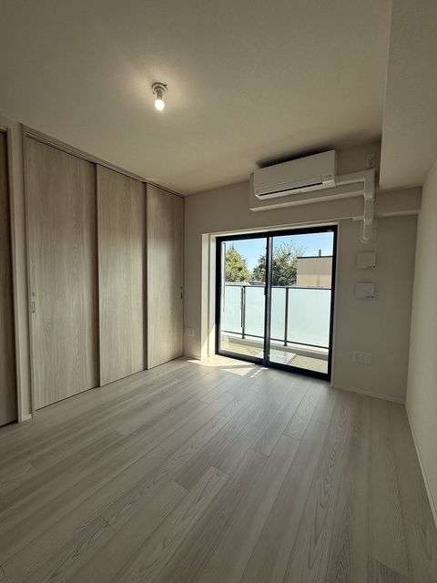 居室・リビング　２０２５年１０月撮影