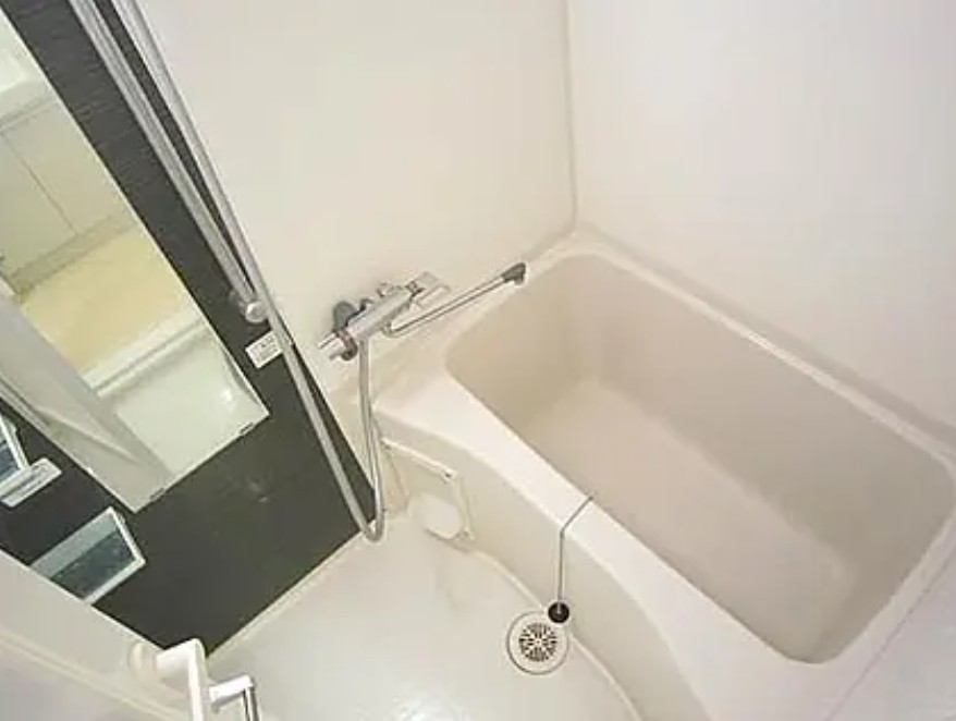 バス・シャワールーム　風呂