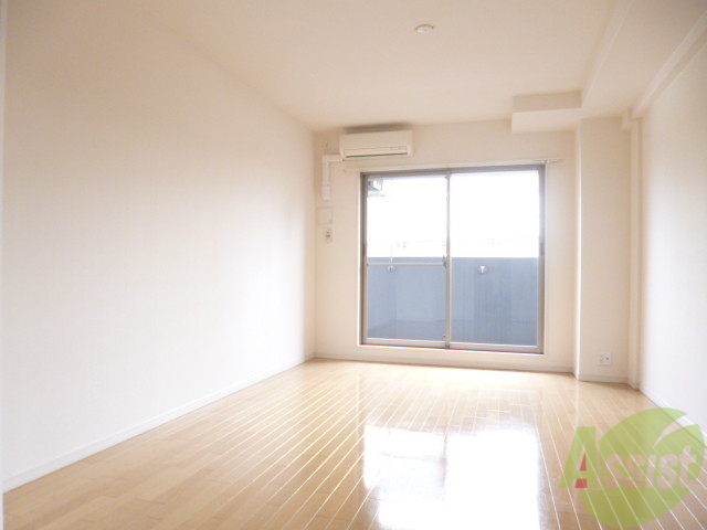 その他部屋・スペース　包みこむ木のやさしさと光溢れるあたたかな広々空間