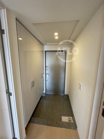 玄関　福島ガーデンズタワー　玄関