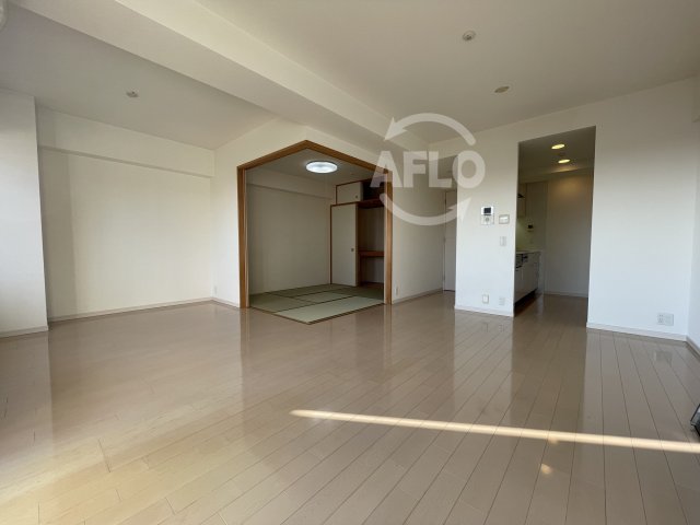 居室・リビング　福島ガーデンズタワー　リビング