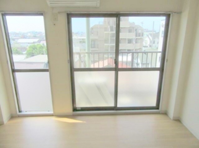 居室・リビング　※同仕様写真含む