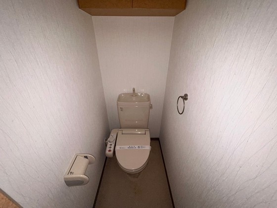 トイレ　※別部屋の写真です