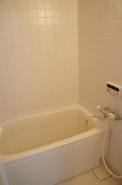 バス・シャワールーム　自動湯張り付き！