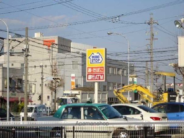 コンビニ　ミニストップ（コンビニ）まで500m