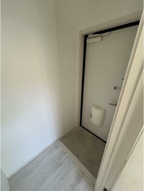 玄関　ゆったりとした玄関スペースです♪