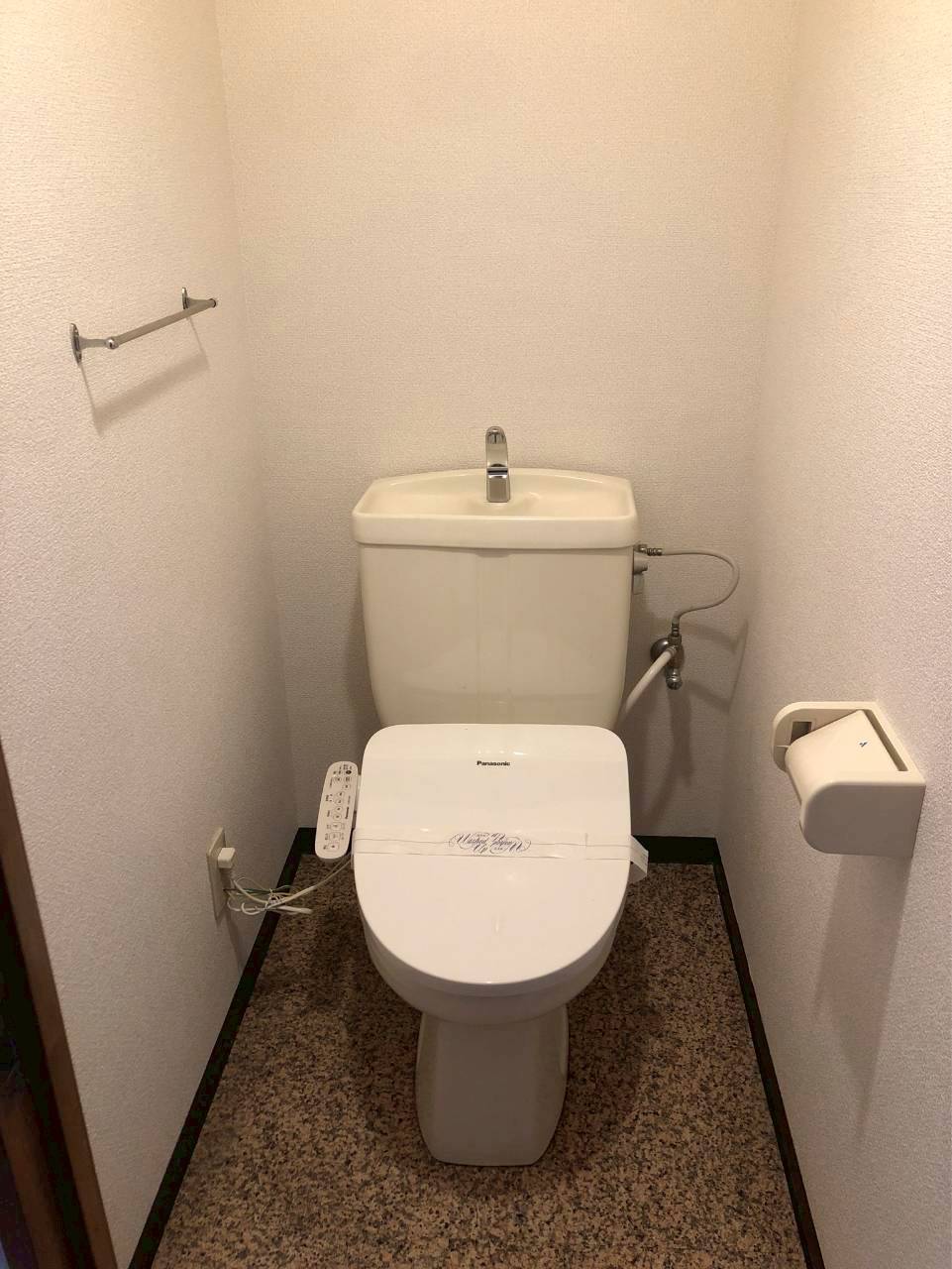 トイレ　ウォッシュレット新品