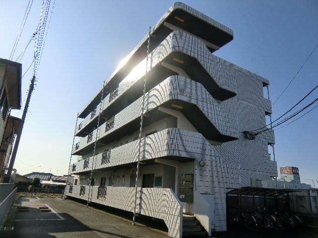 建物外観　鉄筋マンションです。