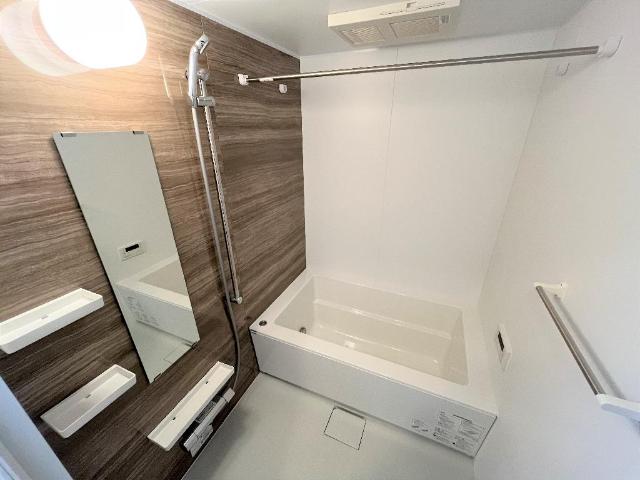 バス・シャワールーム　バス（イメージ）