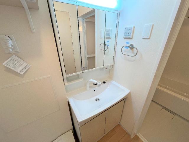 洗面設備　洗髪洗面化粧台（イメージ）