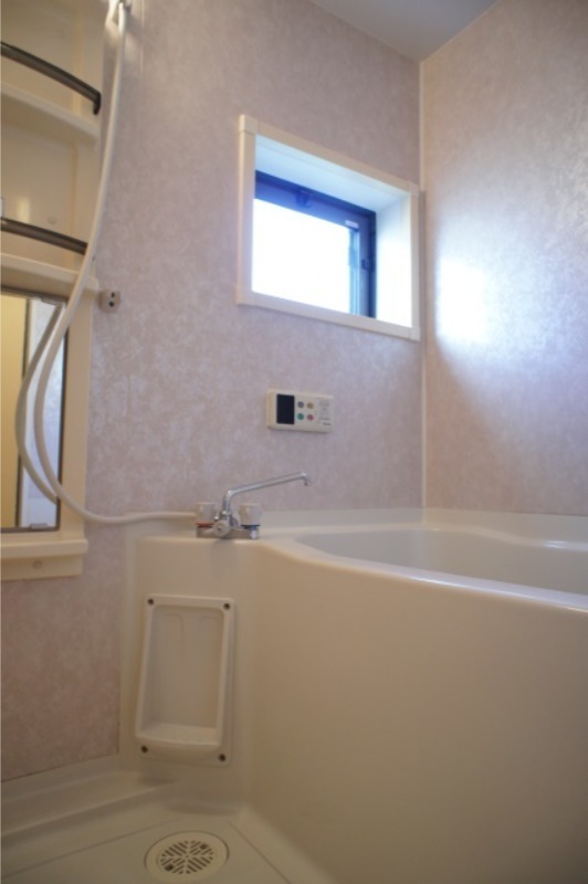 バス・シャワールーム　図面と現状に相違がある場合には現状を優先