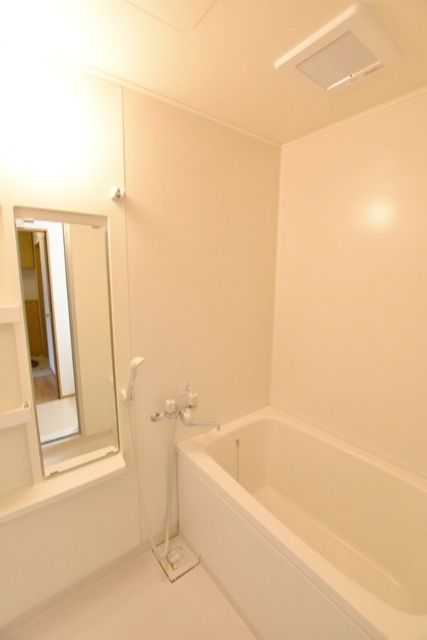 バス・シャワールーム　★★浴室乾燥機完備★★