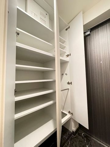 玄関　☆シューズボックス☆