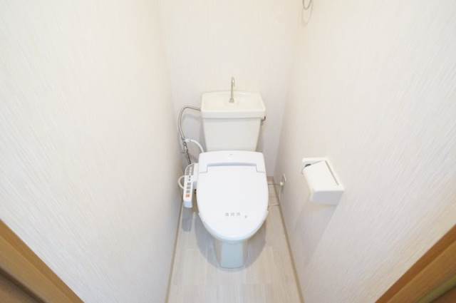 トイレ　別号室