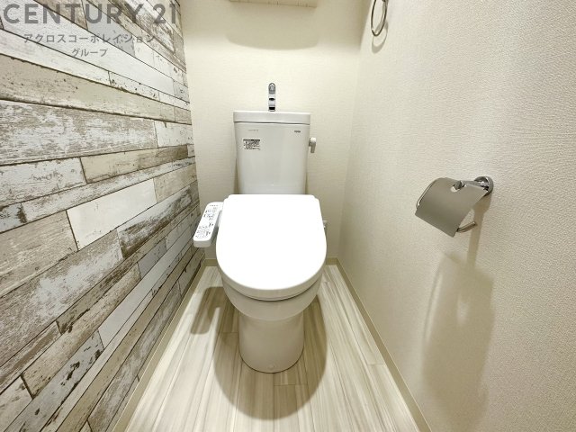 トイレ　温水洗浄便座機能付きトイレ♪