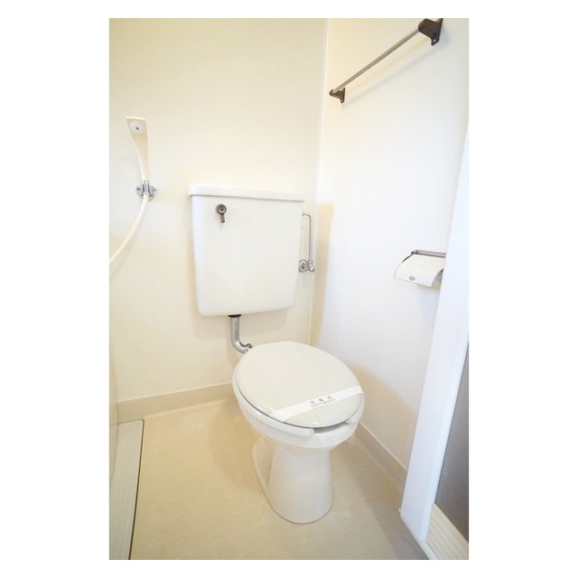 トイレ　清潔感のあるトイレ