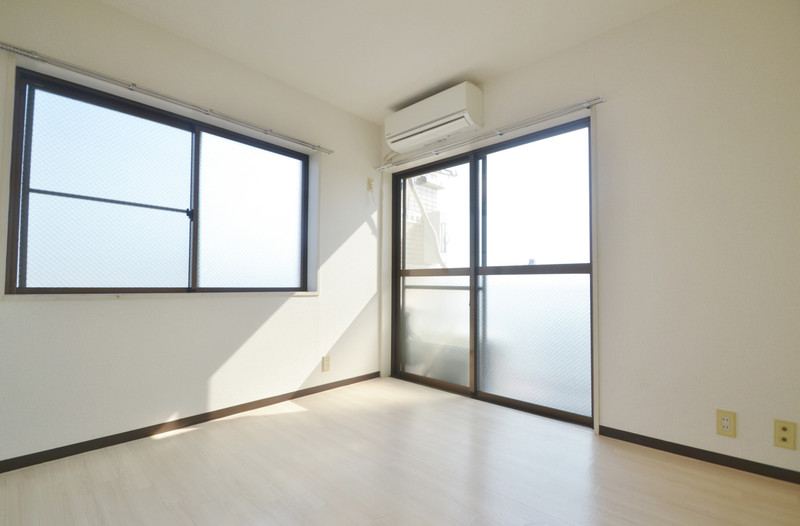 居室・リビング　※同室参考写真※