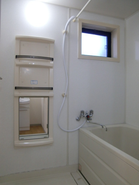 バス・シャワールーム　バス