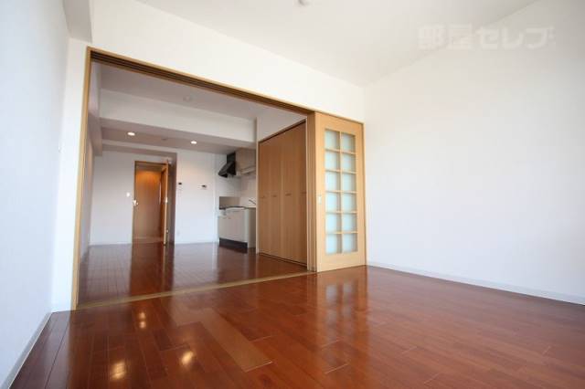 その他部屋・スペース　南側洋間