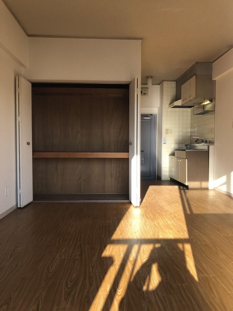 居室・リビング　【洋室】別号室参考写真です。