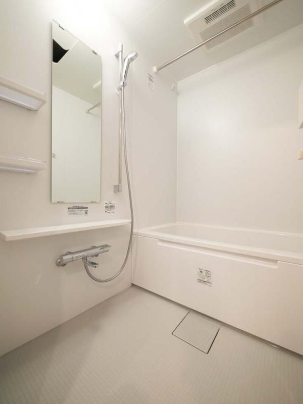 バス・シャワールーム　☆ゆったりくつろげるお風呂☆