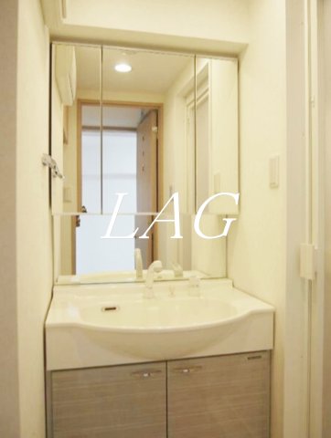 洗面設備　洗面台です。