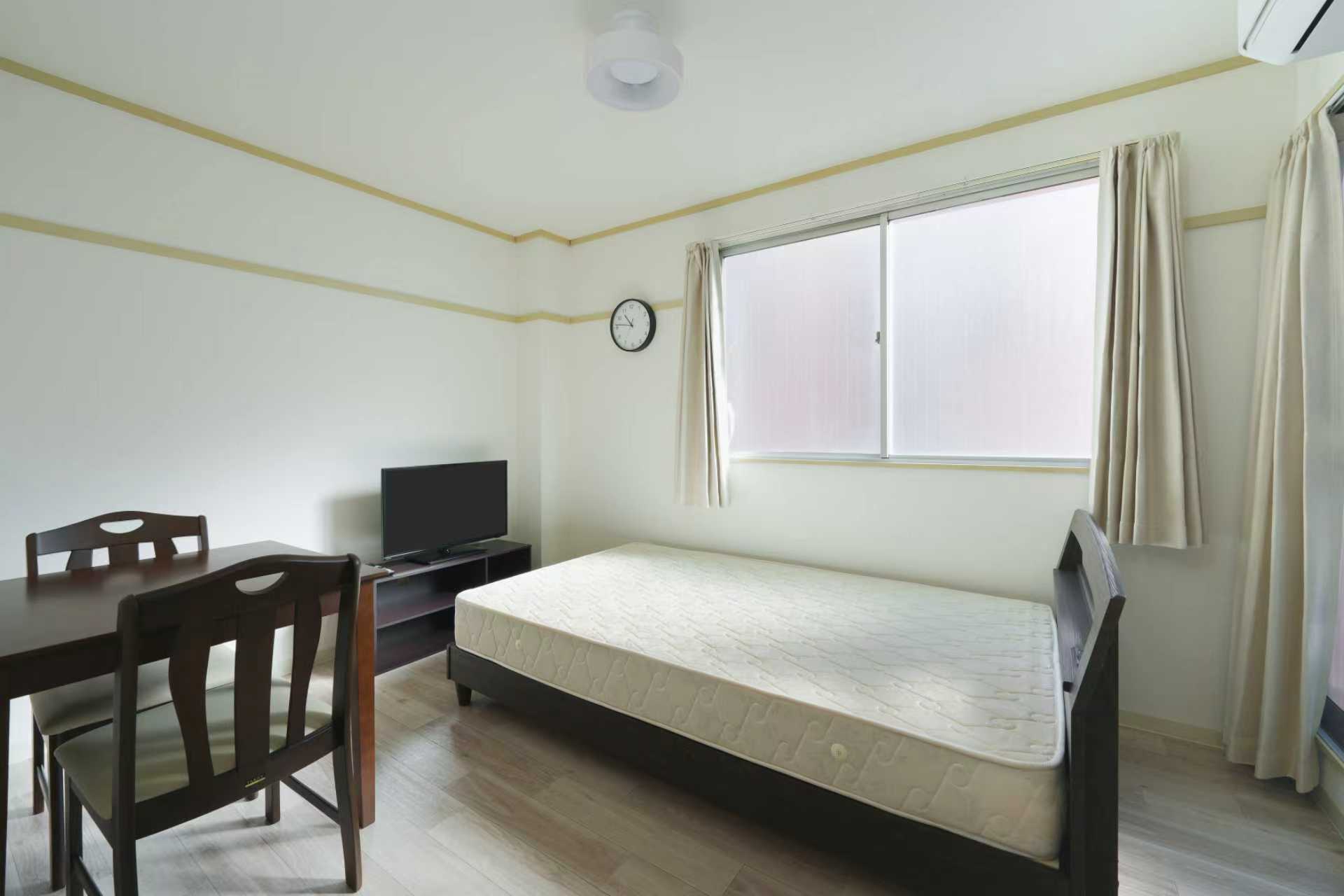 居室・リビング　コンパクトで使いやすい洋室です