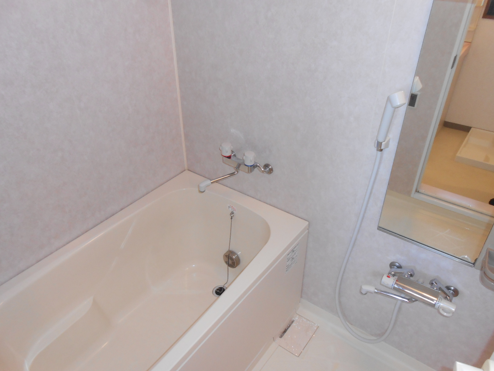 バス・シャワールーム　同仕様画像